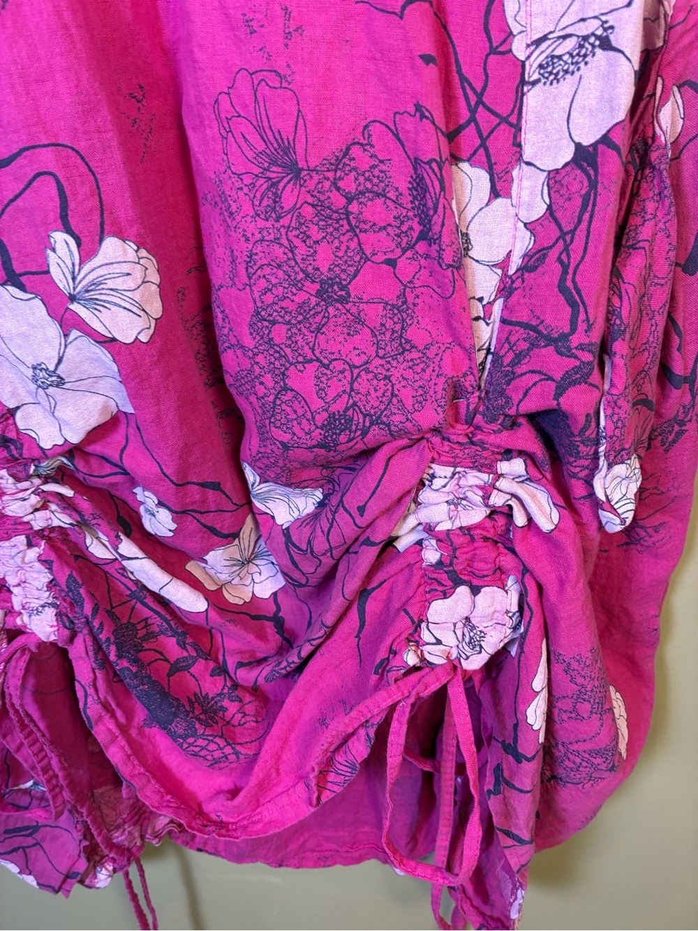 TG.U Made in Italy Linen Viscose Combo Drawstring Detail Floral Dress - Picture 3 of 12
